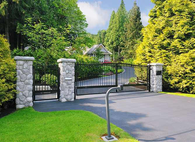 Domestic sliding gates from AST-Security